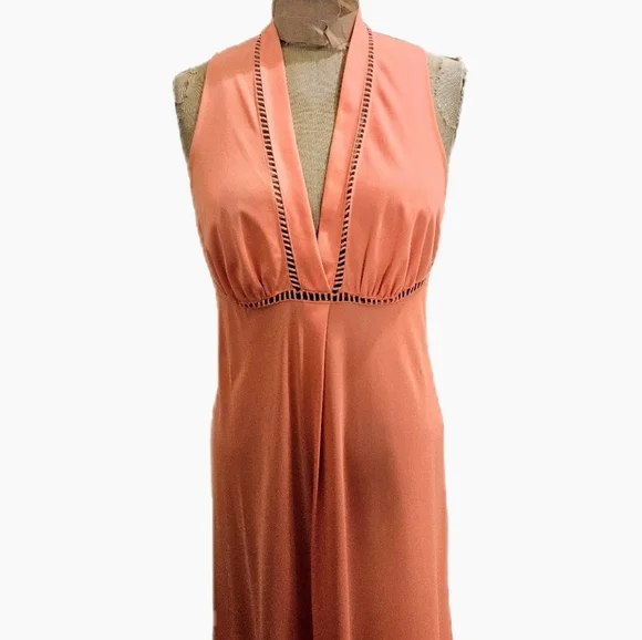 PERHAPS MY VERY FAVORITE:  VANITY FAIR GOWN WITH EXQUISITE NECKLINE SIZE… - Picture 3 of 14